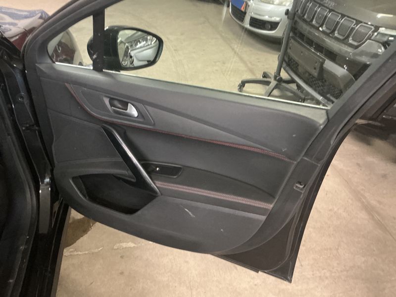 Peugeot 508 2.0 Blue-HDi GT Line 2018 – снимка 23