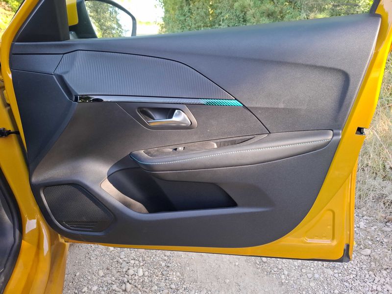 Peugeot 208 1.2 PureTech Allure 2020 – снимка 50