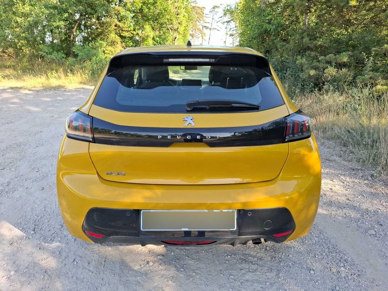 Peugeot 208 1.2 PureTech Allure 2020 – снимка 4
