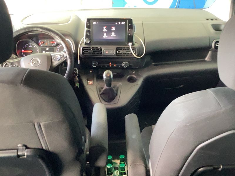 Opel Combo Life 1.5 CDTI INNOVATION — zdjęcie 12
