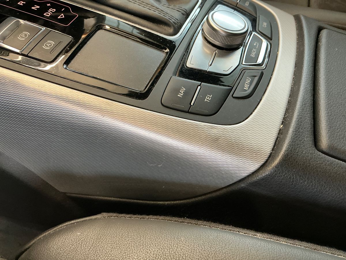 Audi A6 2017 — photo 40