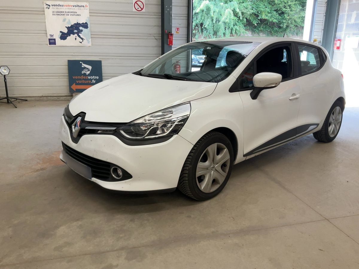 Renault Clio 2015 — photo 1