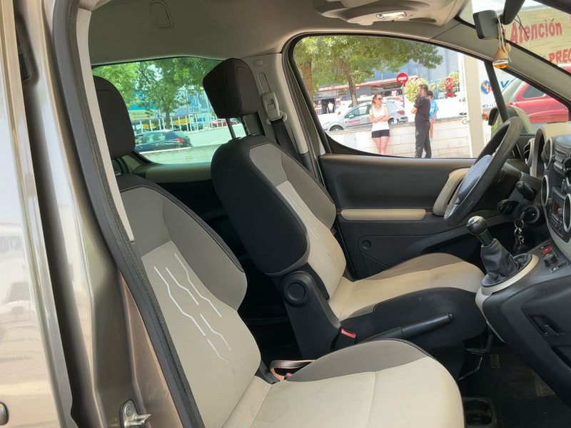 Peugeot Partner 1.6 HDi Active — zdjęcie 11
