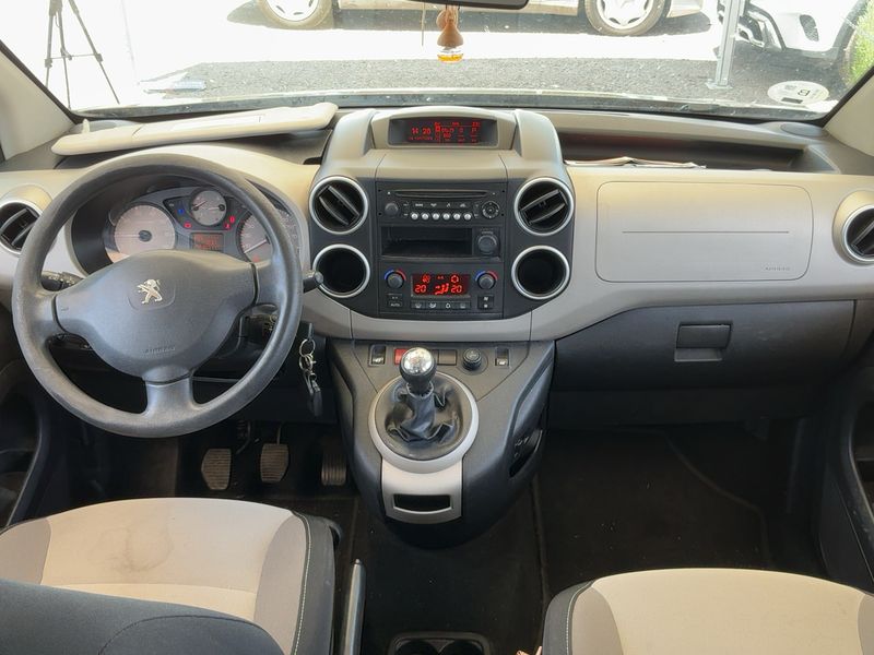 Peugeot Partner 1.6 HDi Active — zdjęcie 12