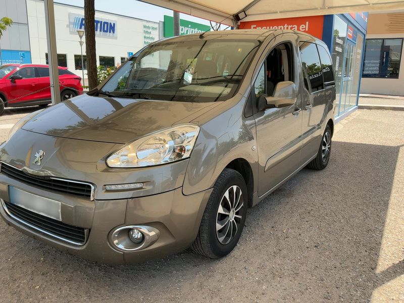 Peugeot Partner 1.6 HDi Active — zdjęcie 2
