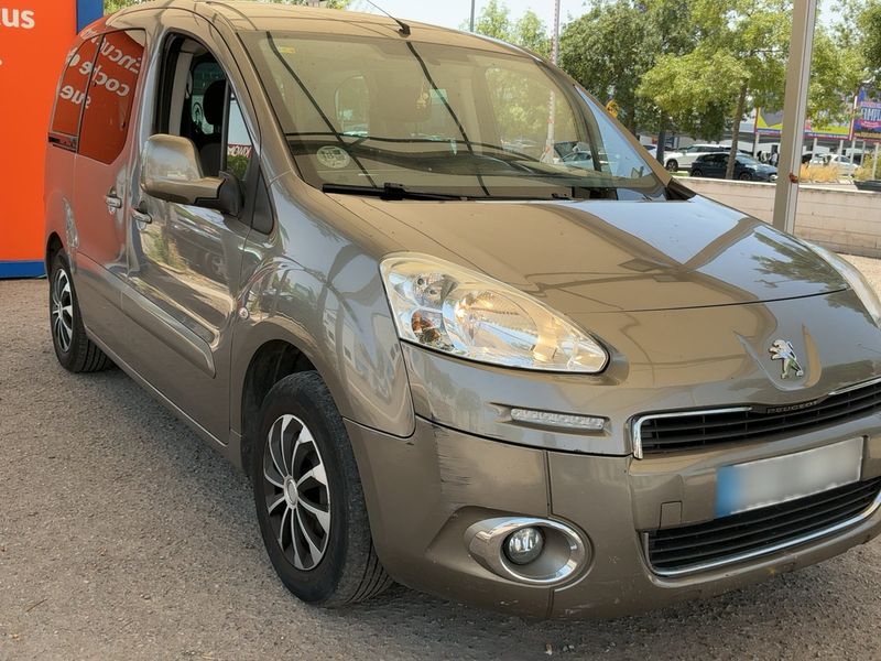 Peugeot Partner 1.6 HDi Active — zdjęcie 8