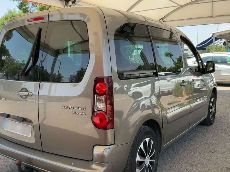 Peugeot Partner 1.6 HDi Active — zdjęcie 6