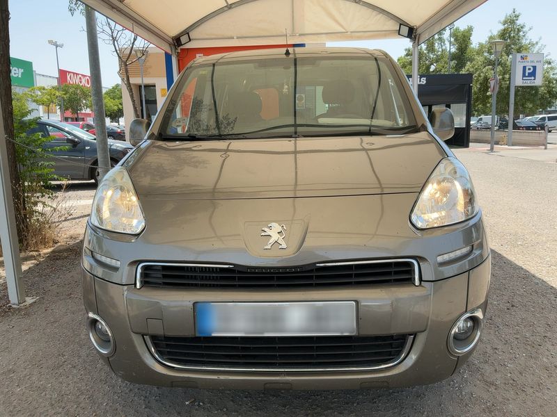 Peugeot Partner 1.6 HDi Active — zdjęcie 9
