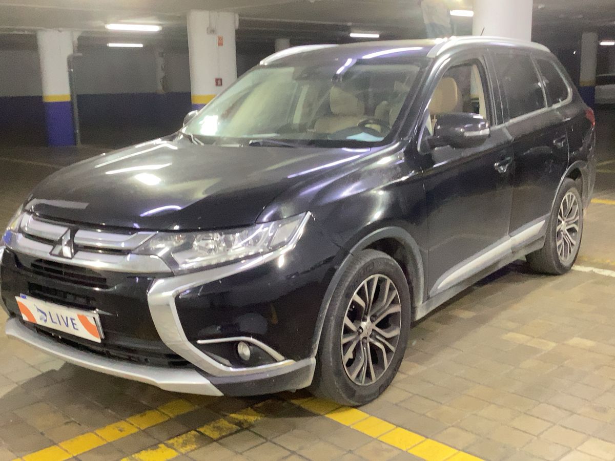Mitsubishi Outlander 2015