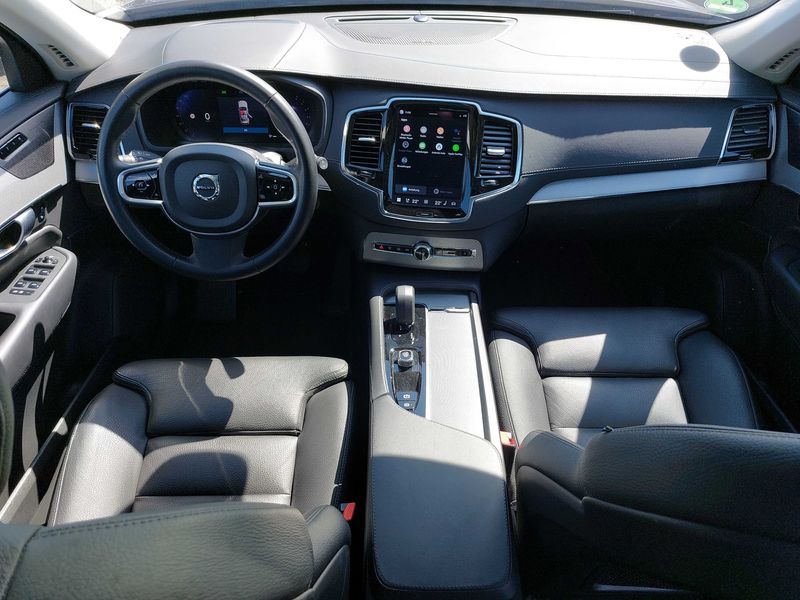 Volvo XC90 2.0 B5 Mild-Hybrid Plus Bright AWD — zdjęcie 11