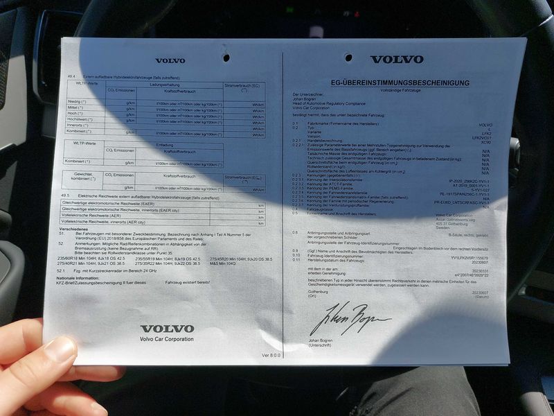 Volvo XC90 2.0 B5 Mild-Hybrid Plus Bright AWD — zdjęcie 17