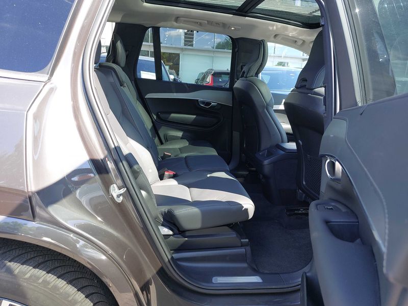 Volvo XC90 2.0 B5 Mild-Hybrid Plus Bright AWD — zdjęcie 14