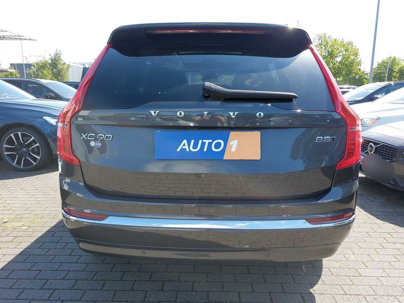 Volvo XC90 2.0 B5 Mild-Hybrid Plus Bright AWD — zdjęcie 4