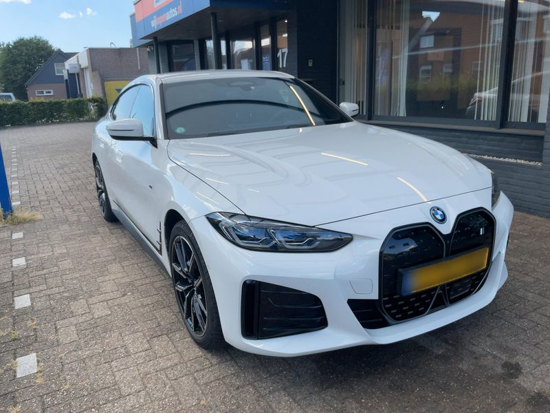 BMW i4 eDrive40 Gran Coupe M Sport 2023 – снимка 12
