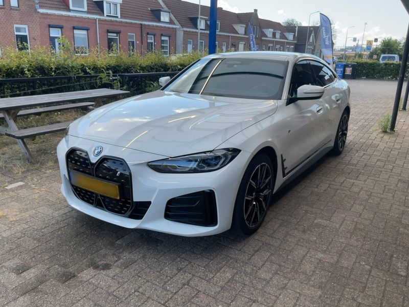 BMW i4 eDrive40 Gran Coupe M Sport 2023 – снимка 2