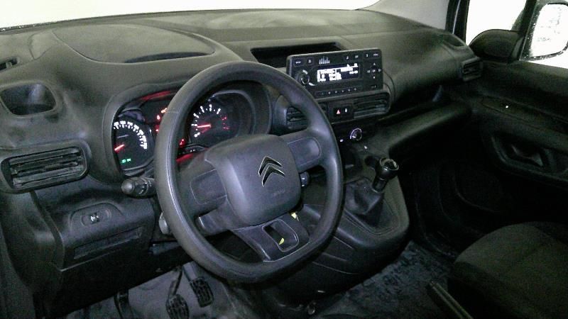 Citroen Berlingo 1.6 Blue-HDi Control M — zdjęcie 13