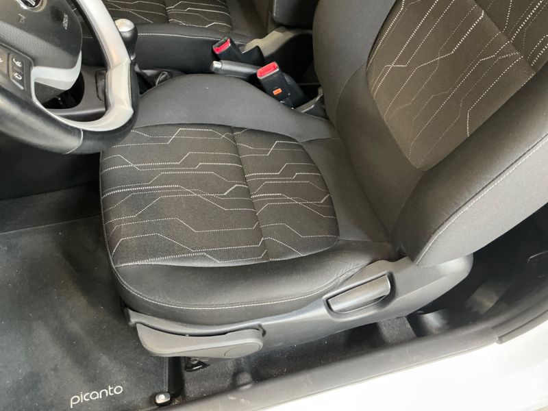 Kia Picanto 1.2 Dream Team 2015 – снимка 28