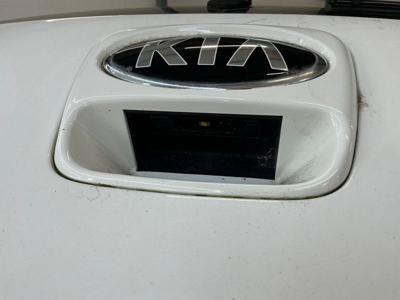 Kia Picanto 1.2 Dream Team 2015 – снимка 31