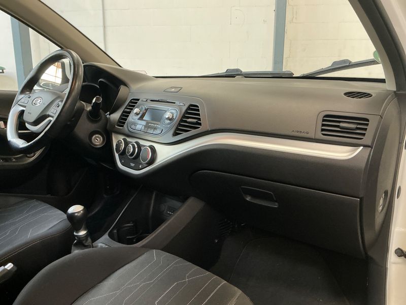 Kia Picanto 1.2 Dream Team 2015 – снимка 30