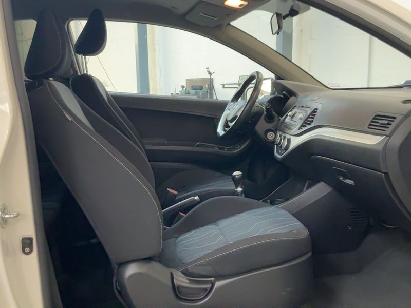 Kia Picanto 1.2 Dream Team 2015 – снимка 16