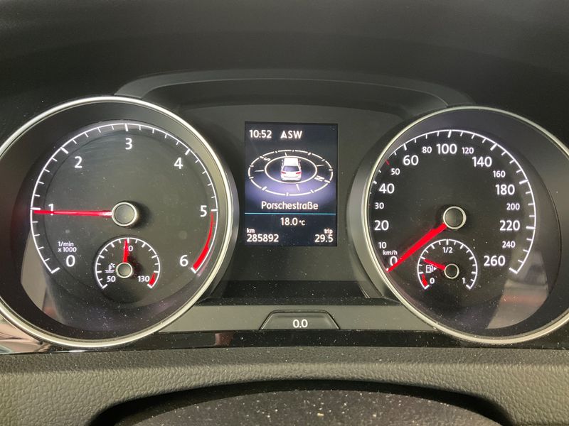 Volkswagen Golf VII 2.0 TDI Highline BlueMotion Tech — zdjęcie 13