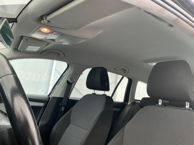 Skoda Octavia 2.0 TDI Ambition 2013 – снимка 25
