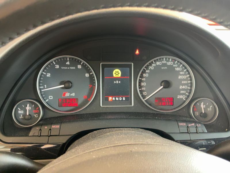 Audi S4 4.2 V8 quattro — zdjęcie 13