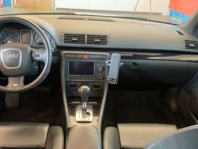 Audi S4 4.2 V8 quattro — zdjęcie 12