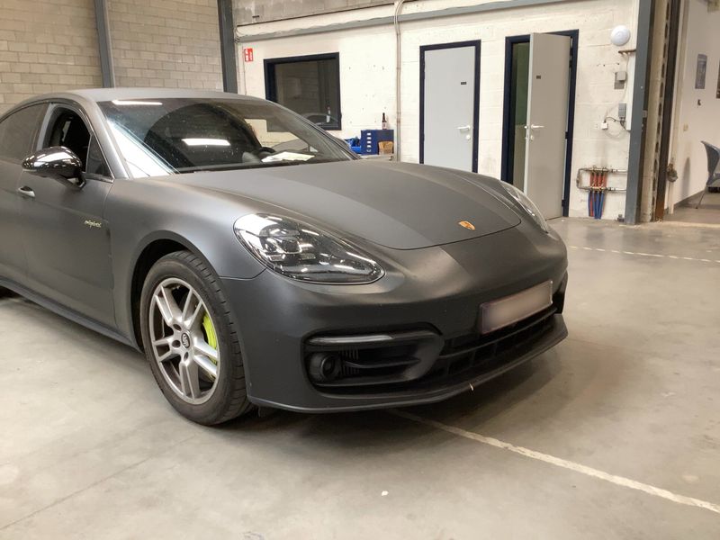 Porsche Panamera 4 E-Hybrid — zdjęcie 8