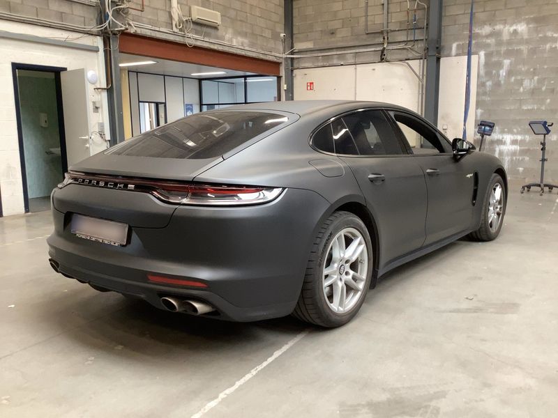 Porsche Panamera 4 E-Hybrid — zdjęcie 6