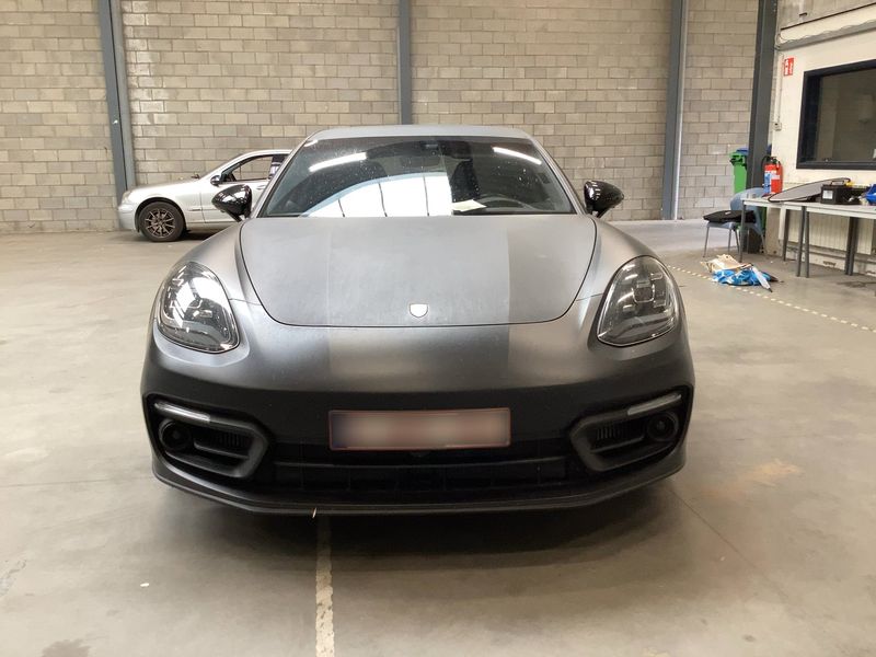 Porsche Panamera 4 E-Hybrid — zdjęcie 9