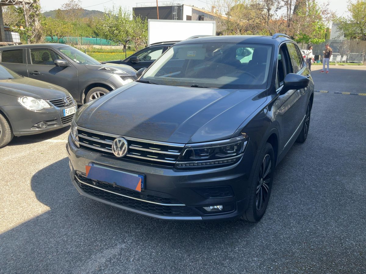 Volkswagen Tiguan 2018 — photo 1