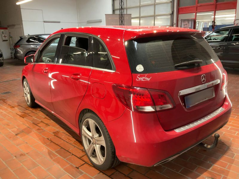 Mercedes-Benz B-Klasse B 200 CDI Urban — zdjęcie 3