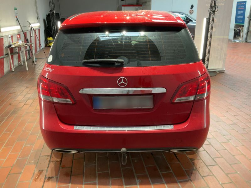 Mercedes-Benz B-Klasse B 200 CDI Urban — zdjęcie 5