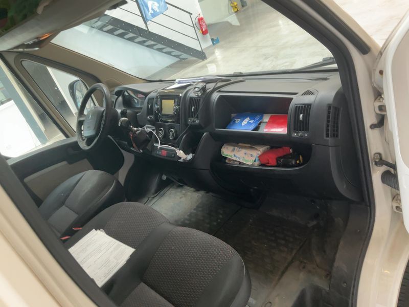 Peugeot Boxer 2.2 HDi 333 L2H2 Komfort — zdjęcie 12