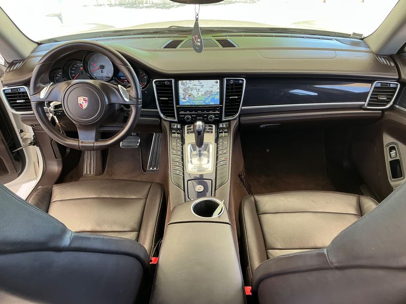 Porsche Panamera S — zdjęcie 12