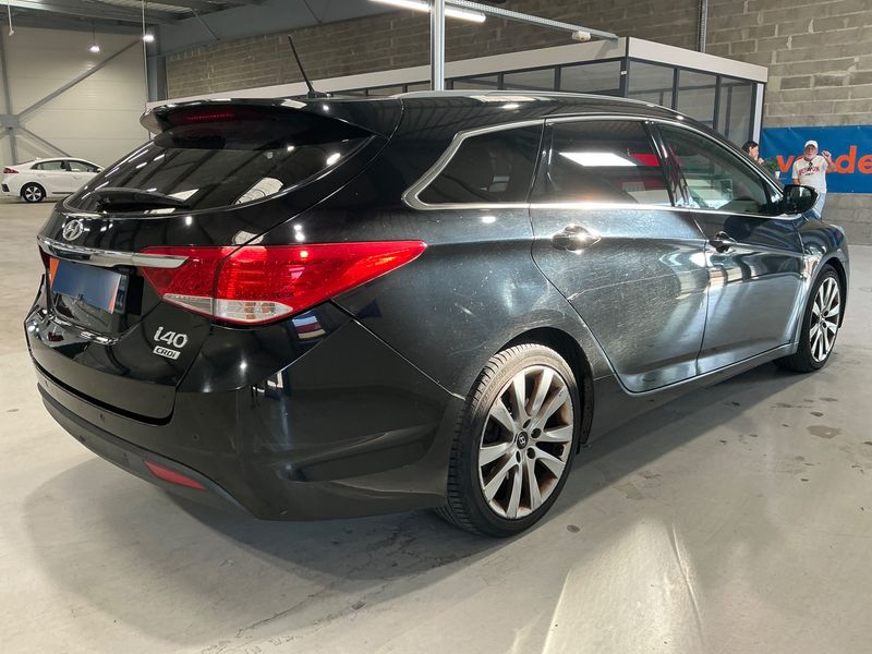 Hyundai i40 1.7 CRDi Pack Premium Limited — zdjęcie 2
