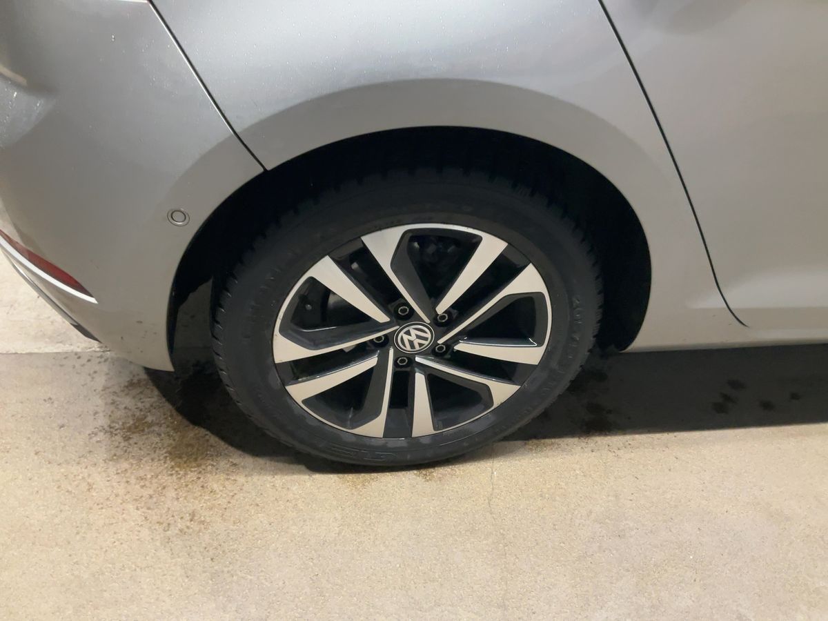 Volkswagen Golf 2019 — photo 10