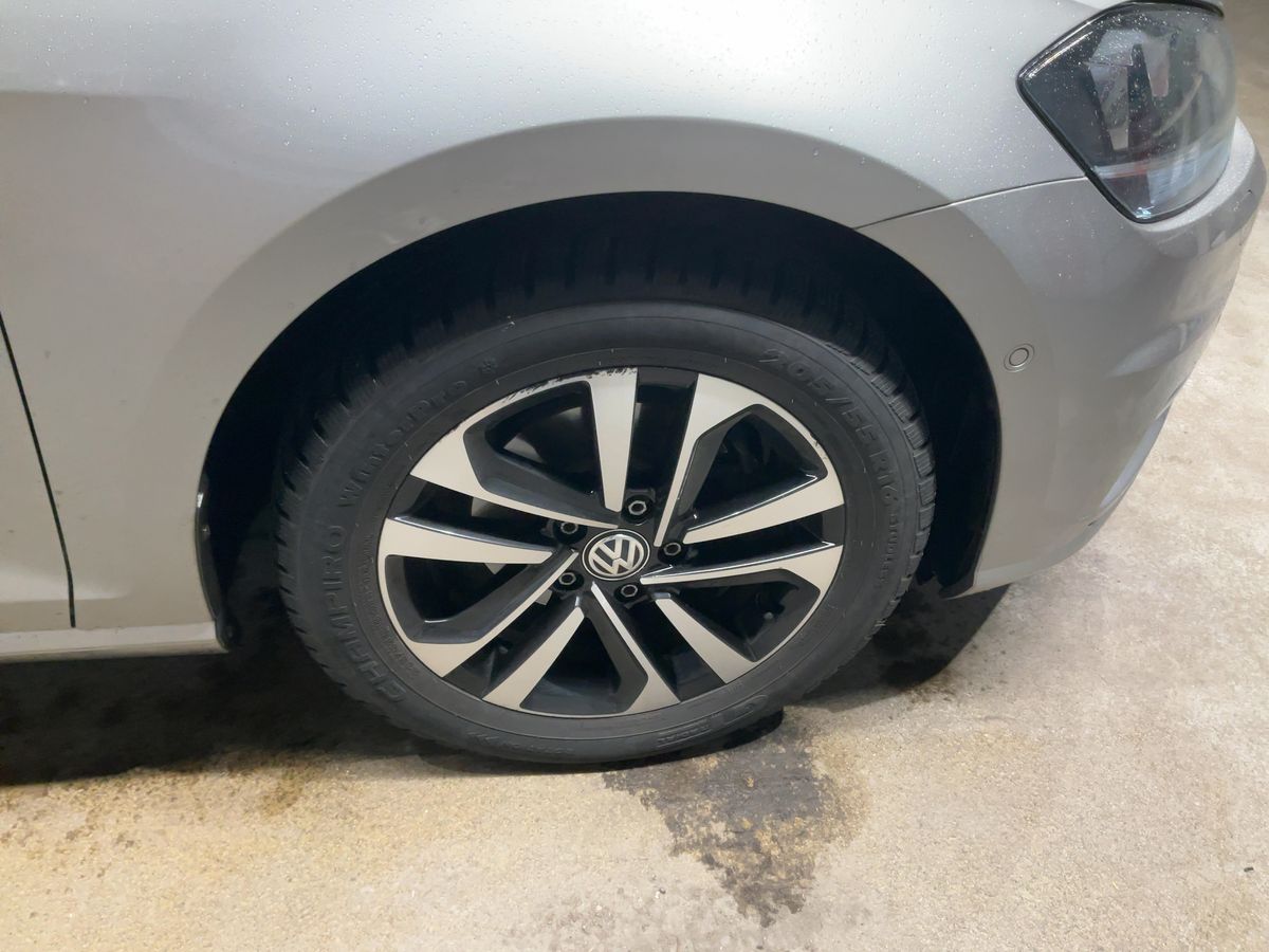 Volkswagen Golf 2019 — photo 12