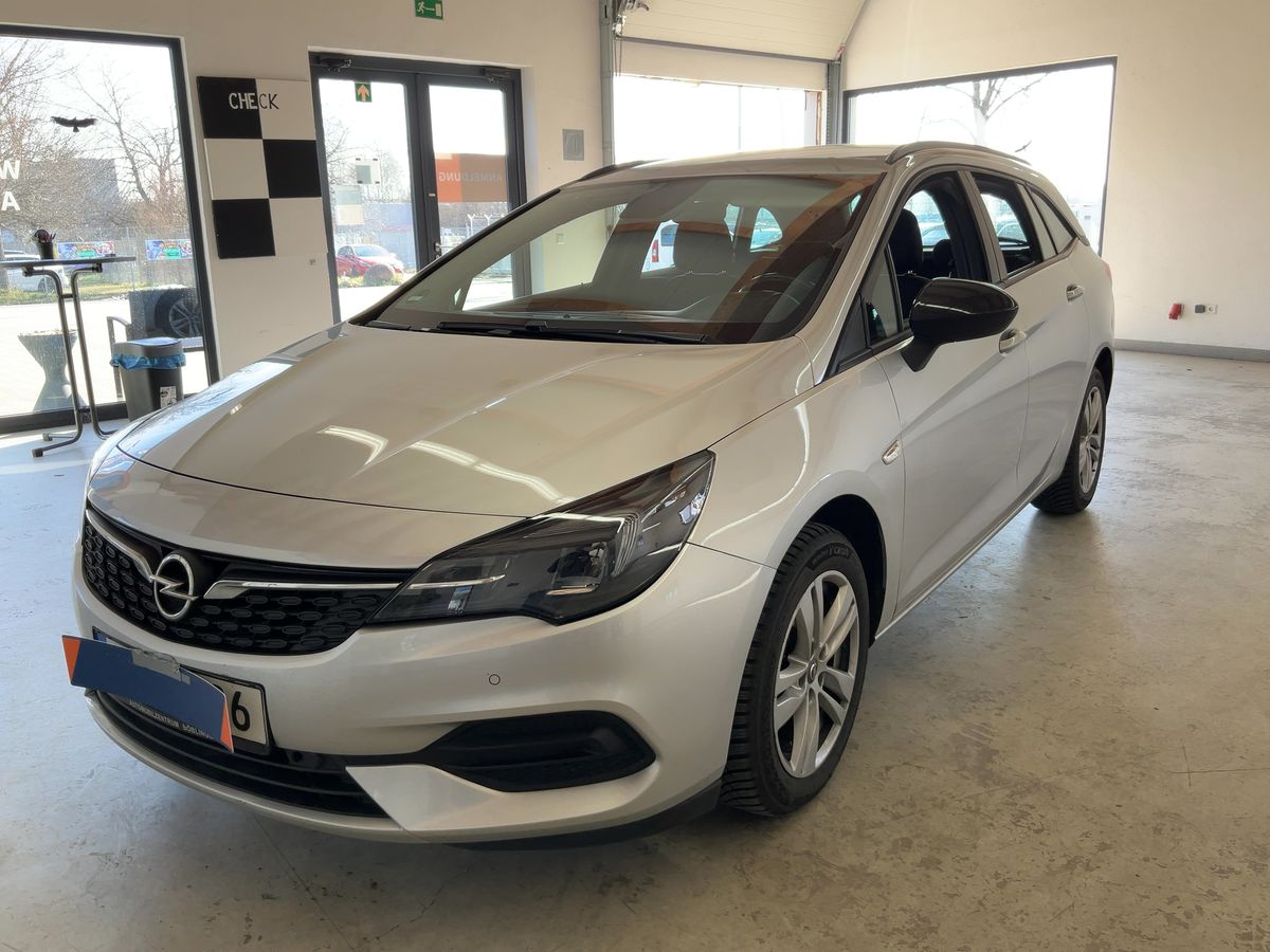 Opel Astra 2021
