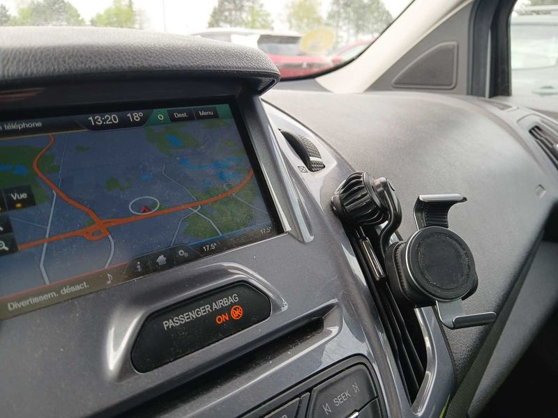 Ford Grand Tourneo Connect 1.5 TDCi Titanium — zdjęcie 13