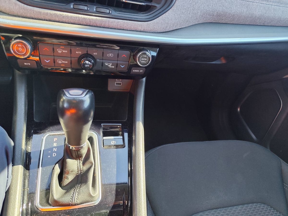 Jeep Compass 2023 — photo 16