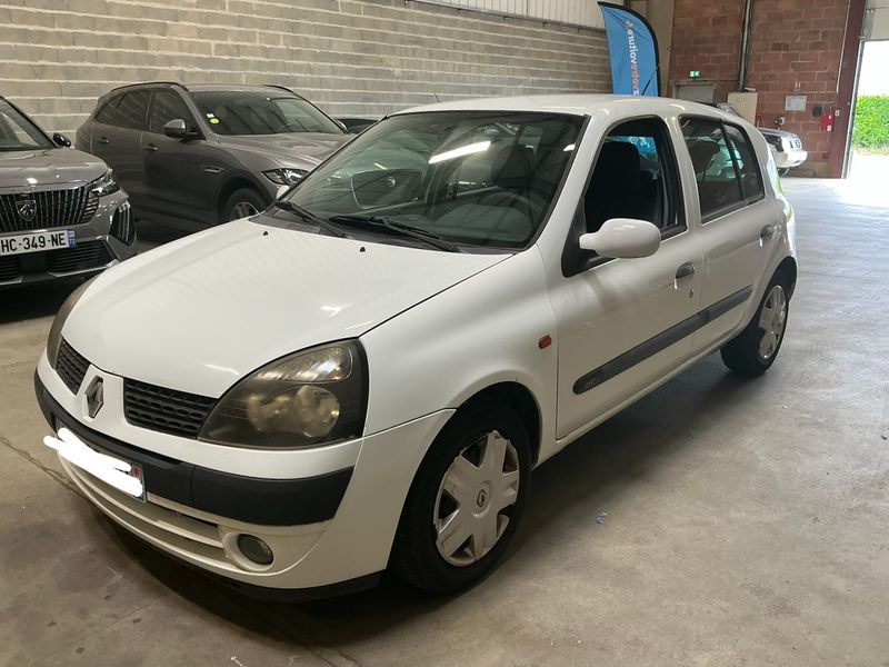 2001 Renault Clio