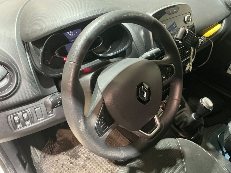 Renault Clio 1.5 dCi Energy Air 2018 – снимка 30
