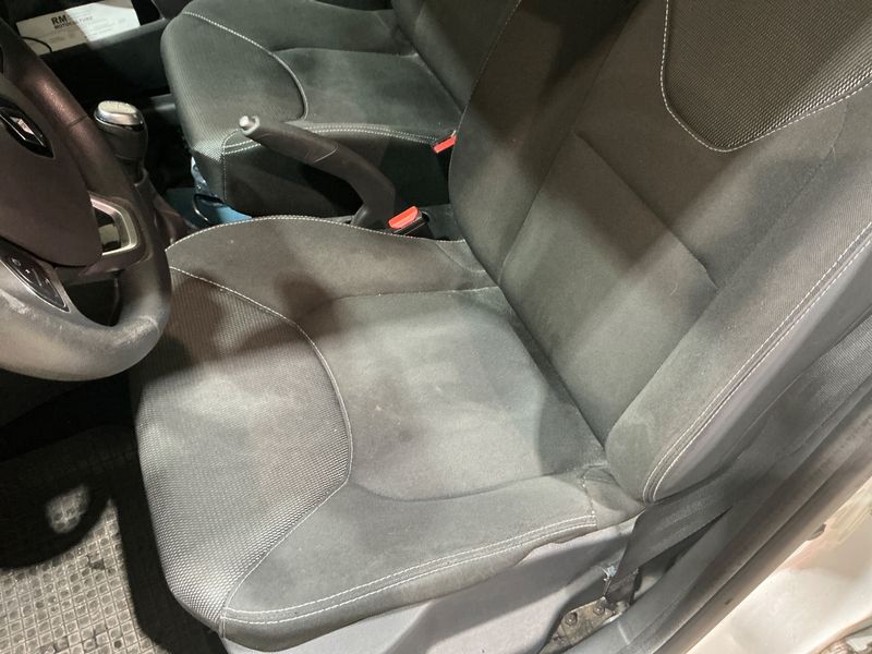 Renault Clio 1.5 dCi Energy Air 2018 – снимка 33