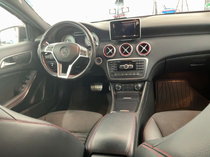 Mercedes-Benz A-Klasse A 200 CDI AMG Sport — zdjęcie 12
