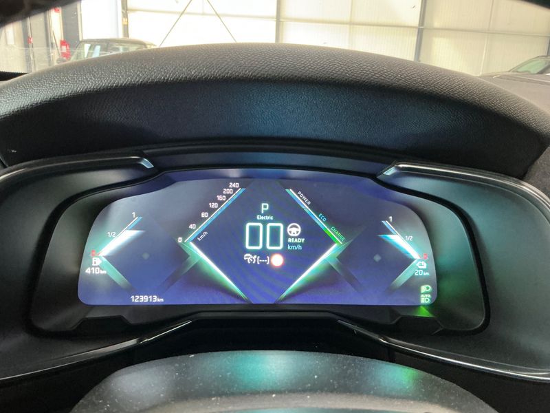 DS Automobiles DS7 Crossback 1.6 E-Tense Hybrid 4x4 Performance Line Plus — zdjęcie 13