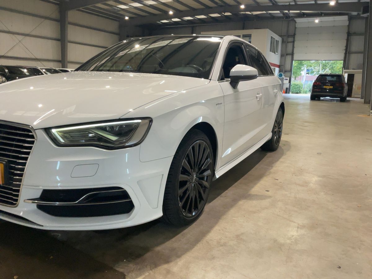 Audi A3 1.4 TFSI e-tron S line Sportpaket
