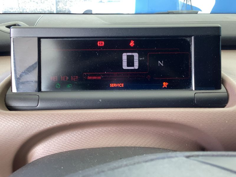 Citroen C4 Cactus 1.6 e-HDi Shine — zdjęcie 13