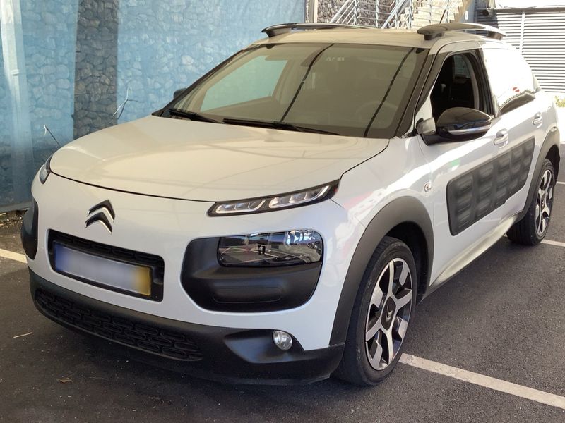 Citroen C4 Cactus 1.6 e-HDi Shine — zdjęcie 1